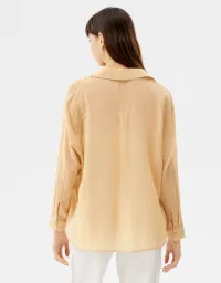 Oversize-Langarmhemd im rustikalen Look